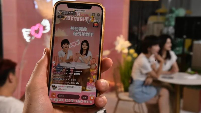 在搬家过程中，如遇到纠纷，保留相关证据至关重要。以下证据类型可供参考：